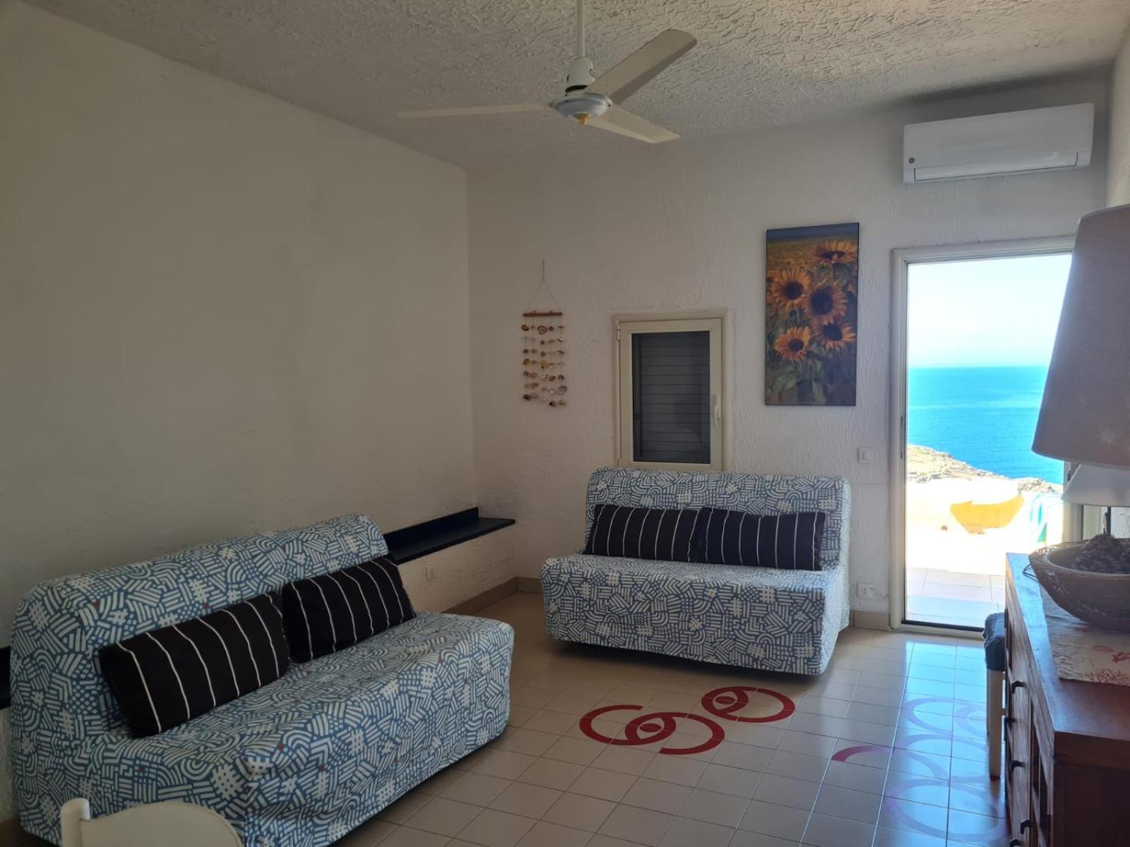 فندق Villino “I Ciclopi” Cala Sapone المظهر الخارجي الصورة